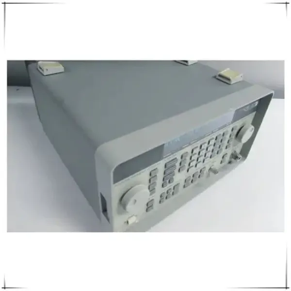 Agilent 8648A Synthesizer Signal Generator, up to 1 MHz (1000 MHz)