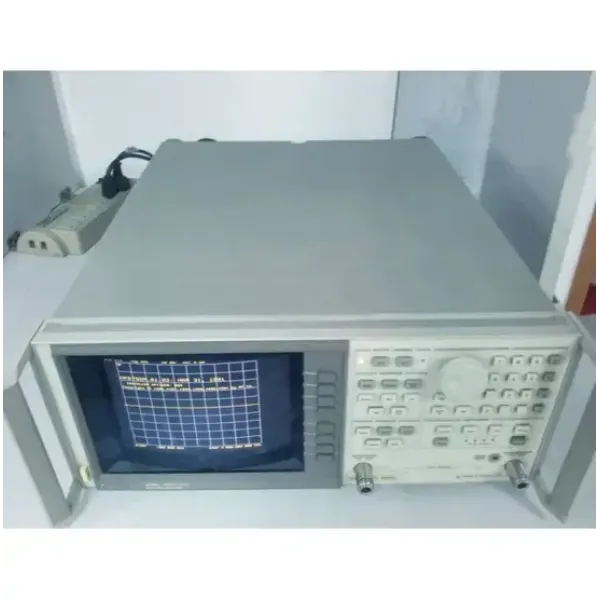 Agilent 8752A Vector Network Analyzer, frequency range 300 kHz to 3 GHz