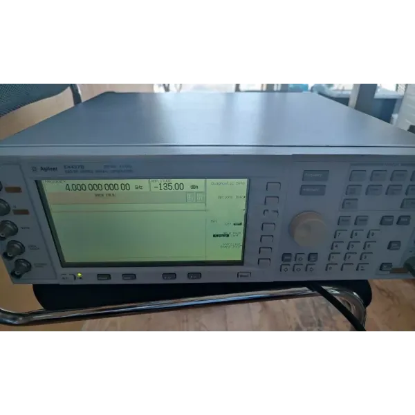 Agilent E4437B ESG-DP Digital RF Signal Generator, 250 kHz to 4.0 GHz