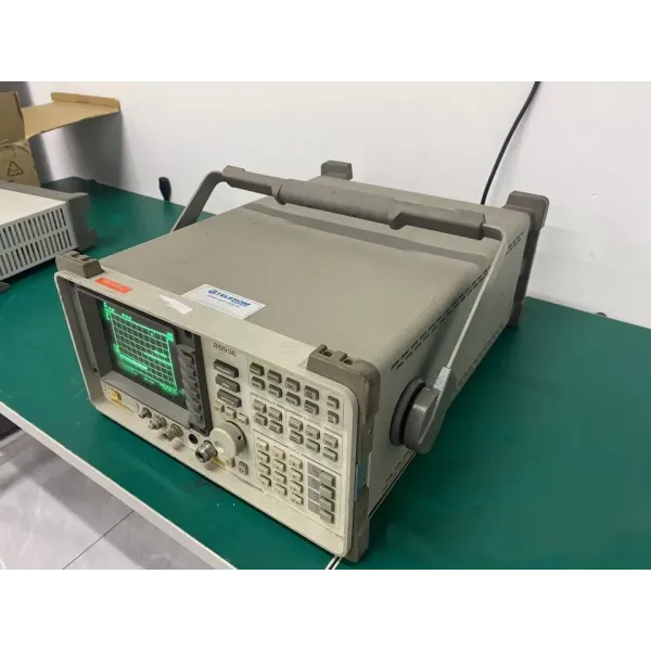 Agilent / HP 8593E Portable Spectrum Analyzer