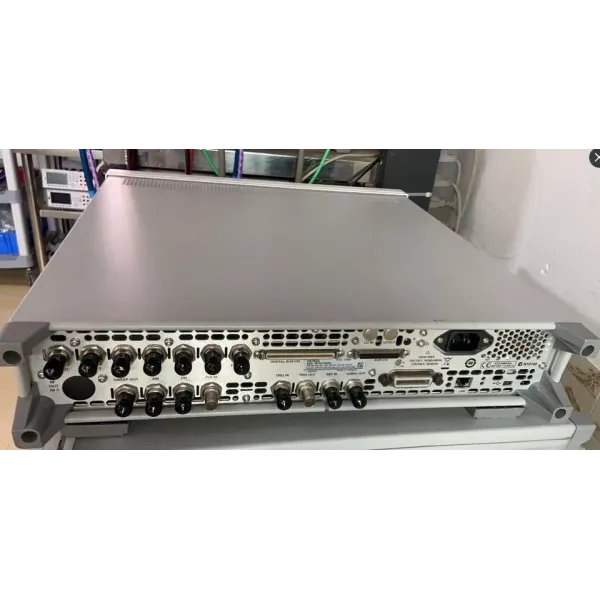 HP/KEYSIGHT/Agilent N5182A MXG Vector Signal Generator, 100 kHz to 6 GHz