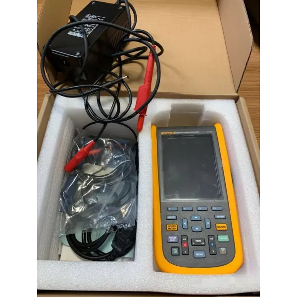 Fluke 123B Dual-Channel Handheld Oscilloscope and Multimeter