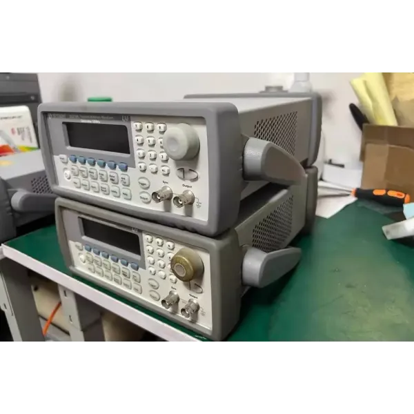 Keysight Agilent 33210A Function/Arbitrary Waveform Generator
