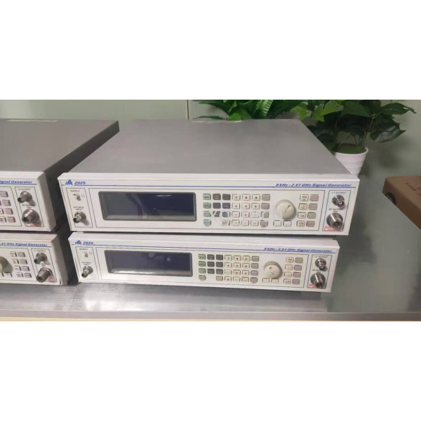 Marconi 2025 RF Signal Generator