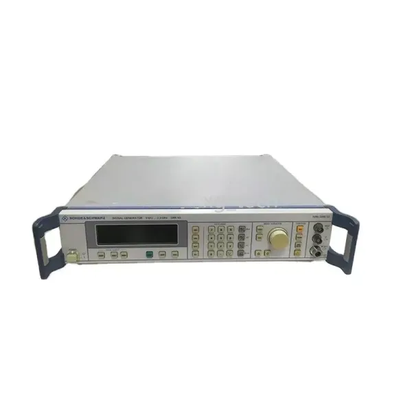 Rohde & Schwarz SME03 signal generator, frequency range from 5 kHz to 3 GHz.