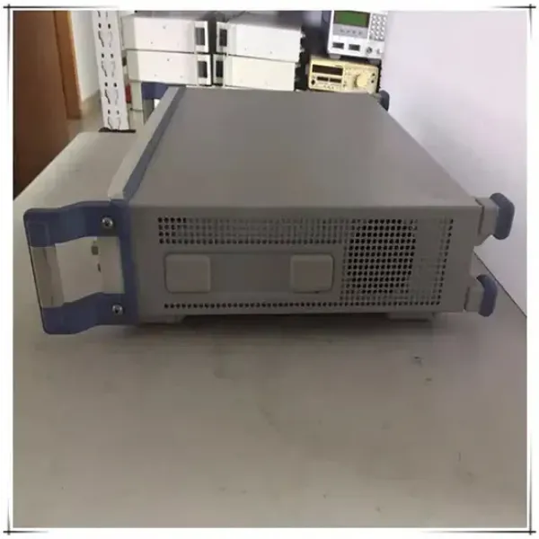 Rohde & Schwarz CBT32 Bluetooth Tester CBT32 wireless communication test system